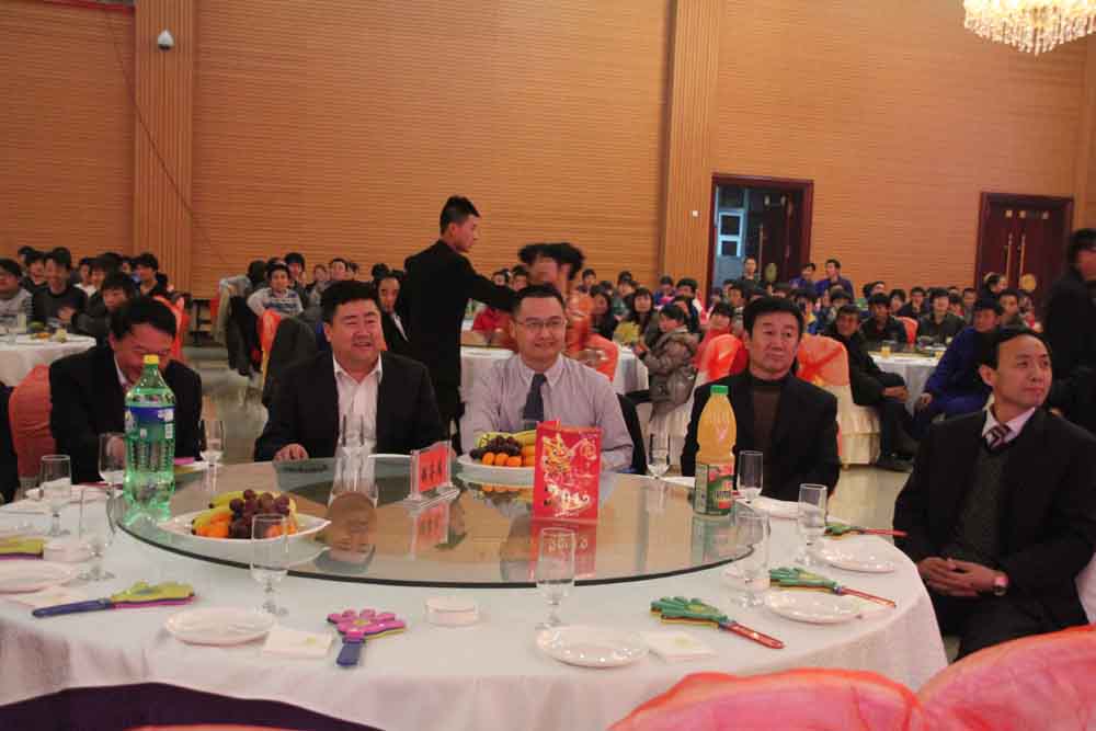 2012年2月新年晚会其乐融融