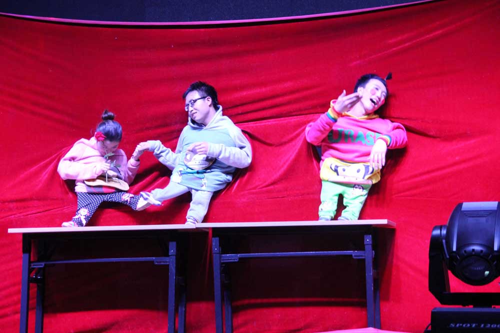 2012年2月新年晚会动作表演